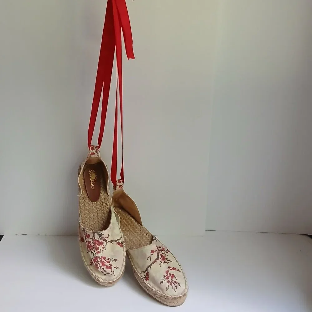 Flat Jute Espadrilles Red Blossom Branches on Beige & Long Red Ribbon NWOT Sz 8